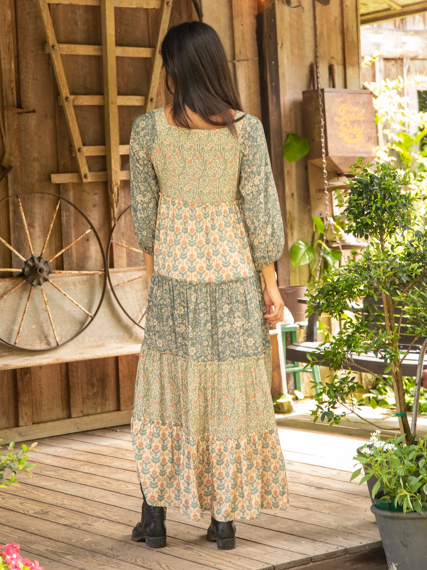 Berkley Long Sleeve Maxi Dress - Tan Olive Mixed Floral