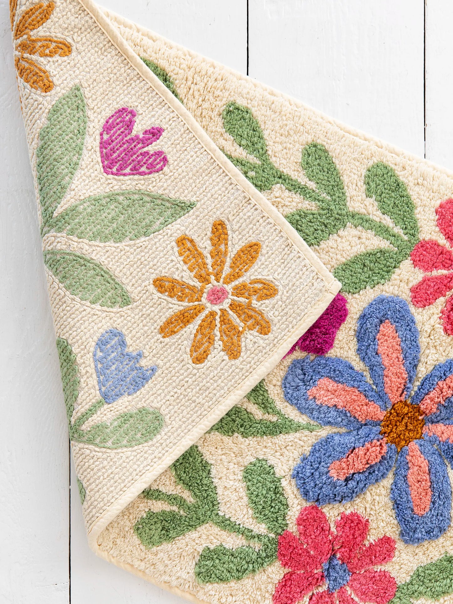 Tufted Runner Bath Mat - Taupe Folk Floral