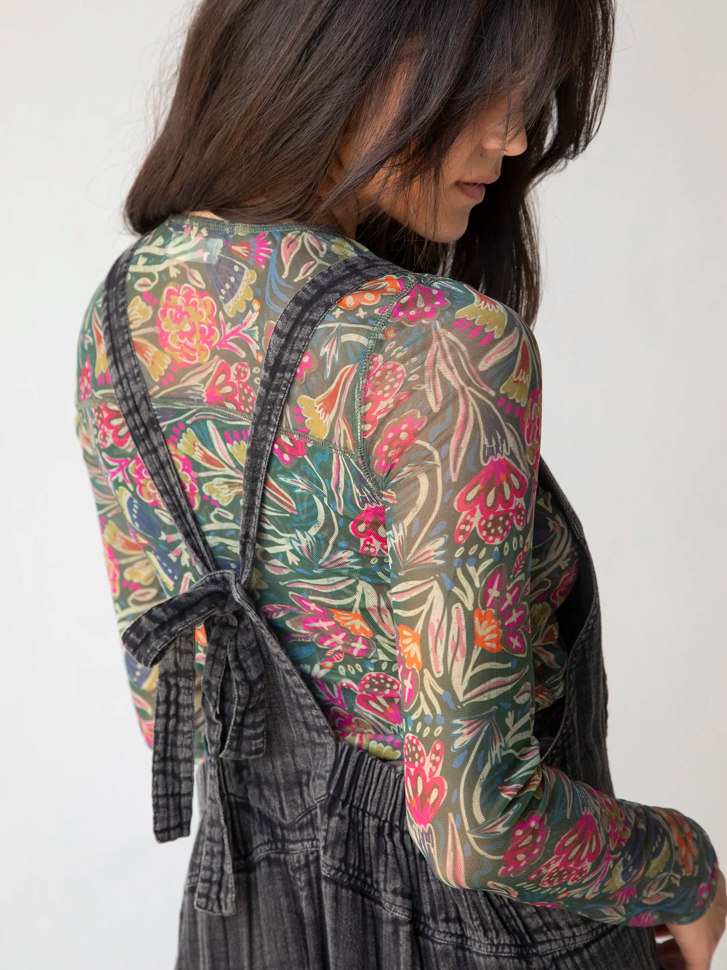 Sloane Mesh Long Sleeve Top - Green Lined Floral