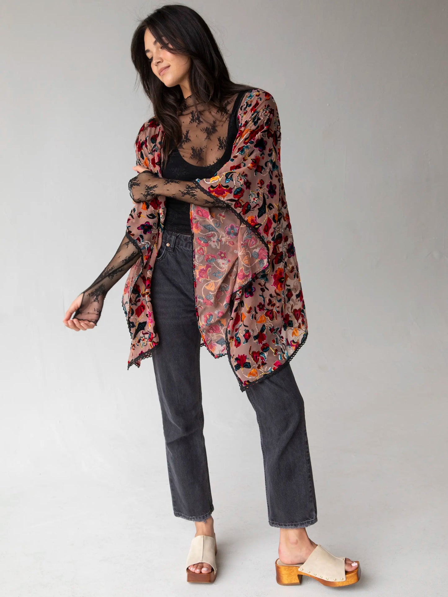Velvet Burnout Kimono - Light Pink Floral