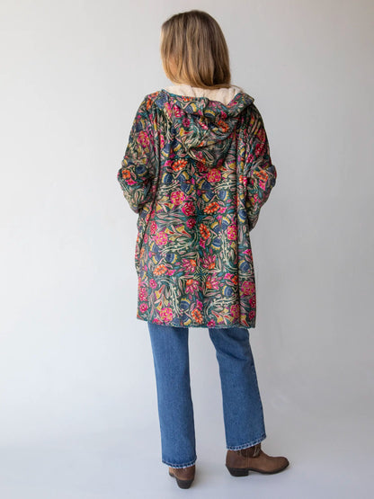 Cozy Blanket Kimono - Green Lined Floral