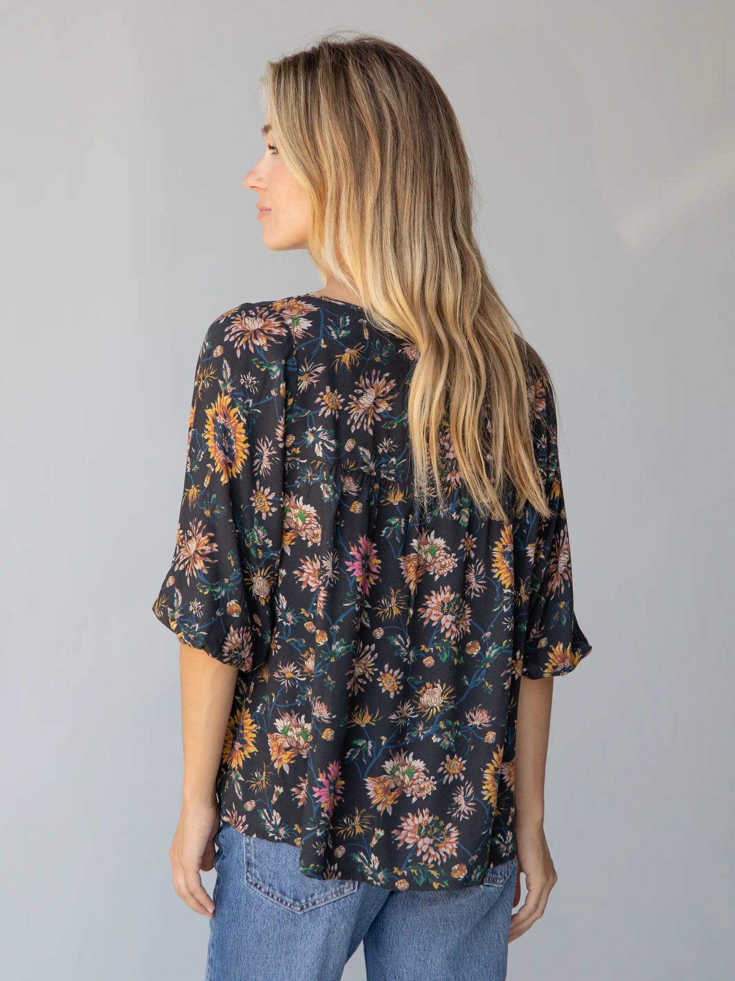 Maribel Top - Black Floral