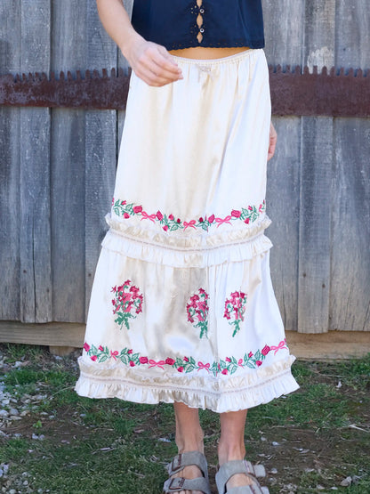 Delilah Embroidered Midi Skirt - Ivory
