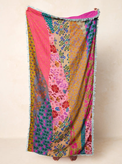 Shabana Beach Towel - Garden Waves
