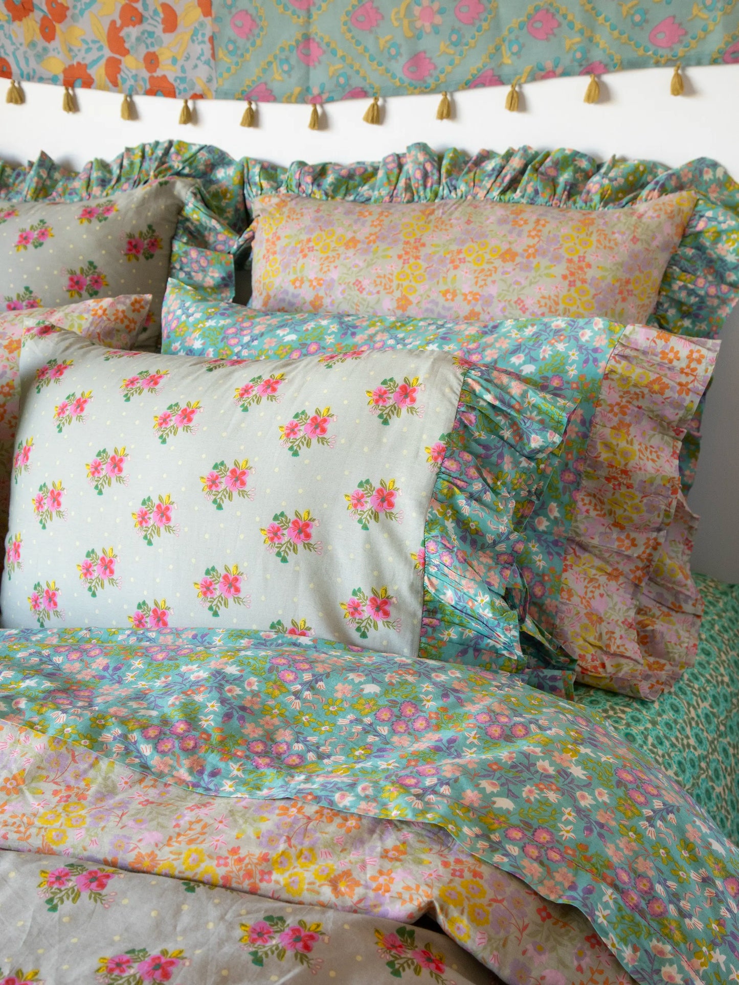 Reversible Ruffle Cotton Duvet Cover - Nora